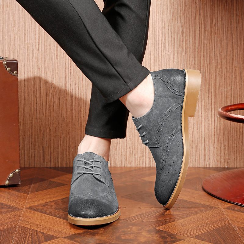 Reťaz Nové Vyrezávané Spoločenské Topánky Trendové Brogue Business Ležérne Retro Pánske